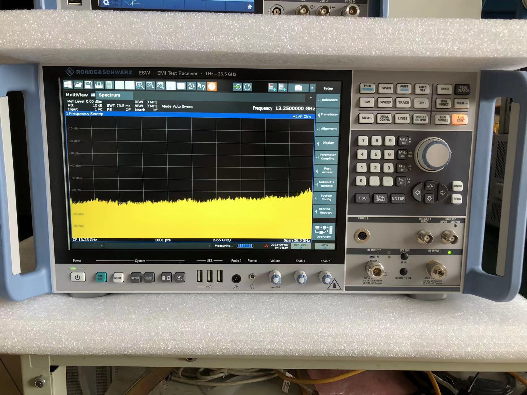 罗德 R&S ESW 26GHz 接收机